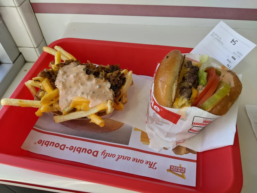 in-n-out double-double with fries