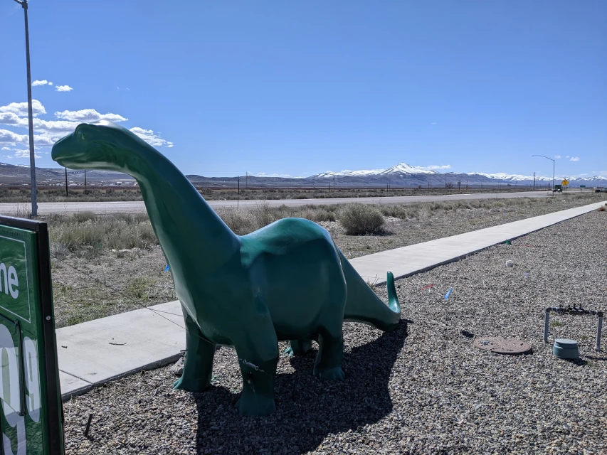 sinclair dino statue