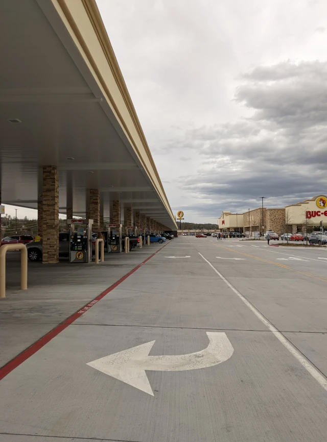buc-ee's tons of gas pumps at Sevierville